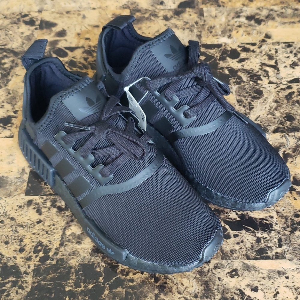 Adidas Originals NMD R1 Triple Black Sneakers
